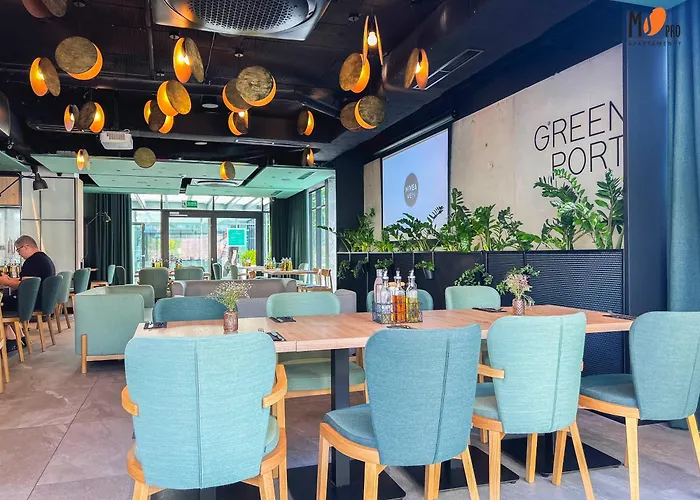 Green Port Premium Z Fitness&Spa&Restaurant
